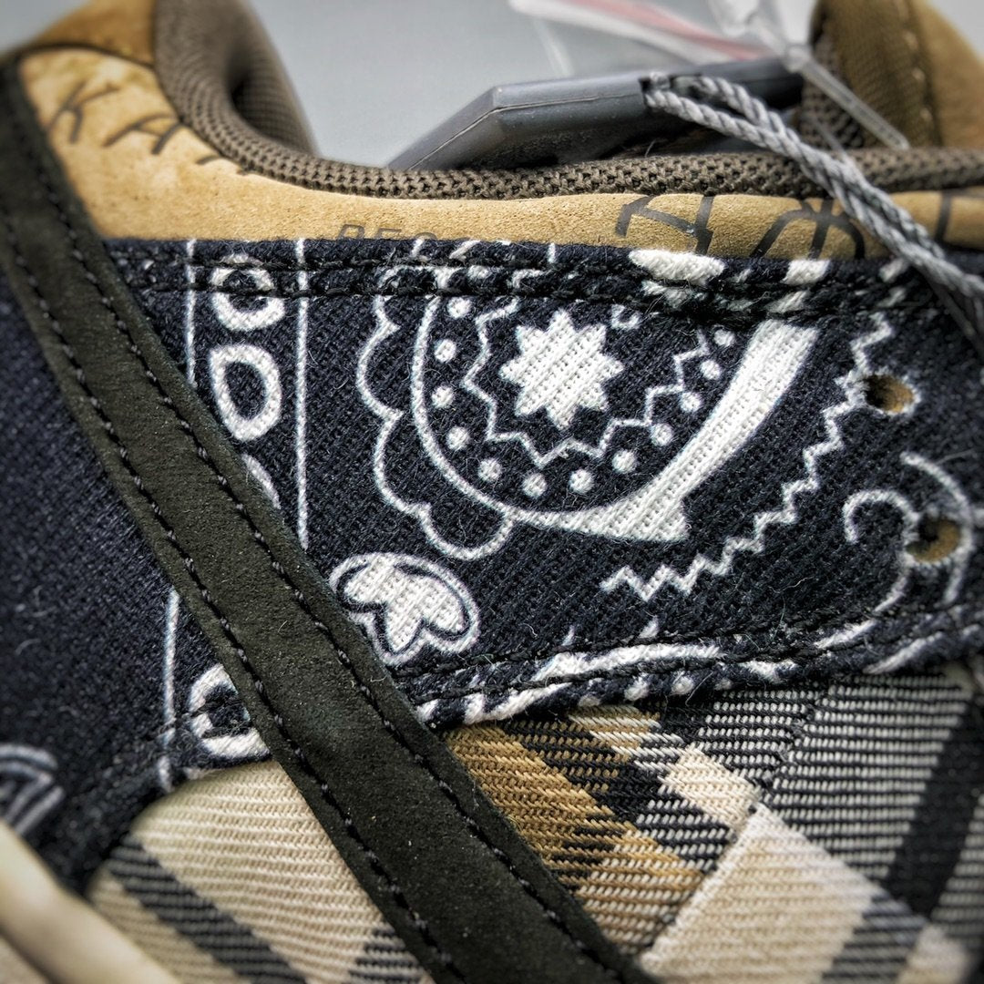 NIKE SB DUNK LOW x Travis Scott Jackboys