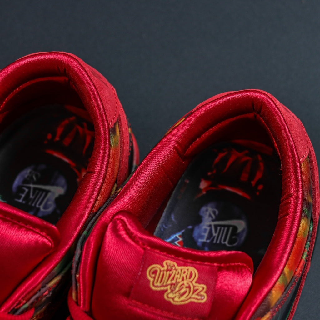 The Wizard of Oz x NIKE SB Dunk Low