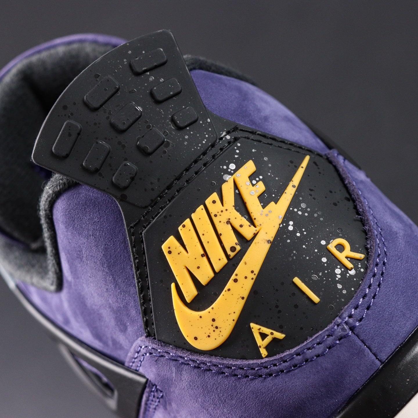 NIKE Air Jordan 4 Retro Imperial Purple