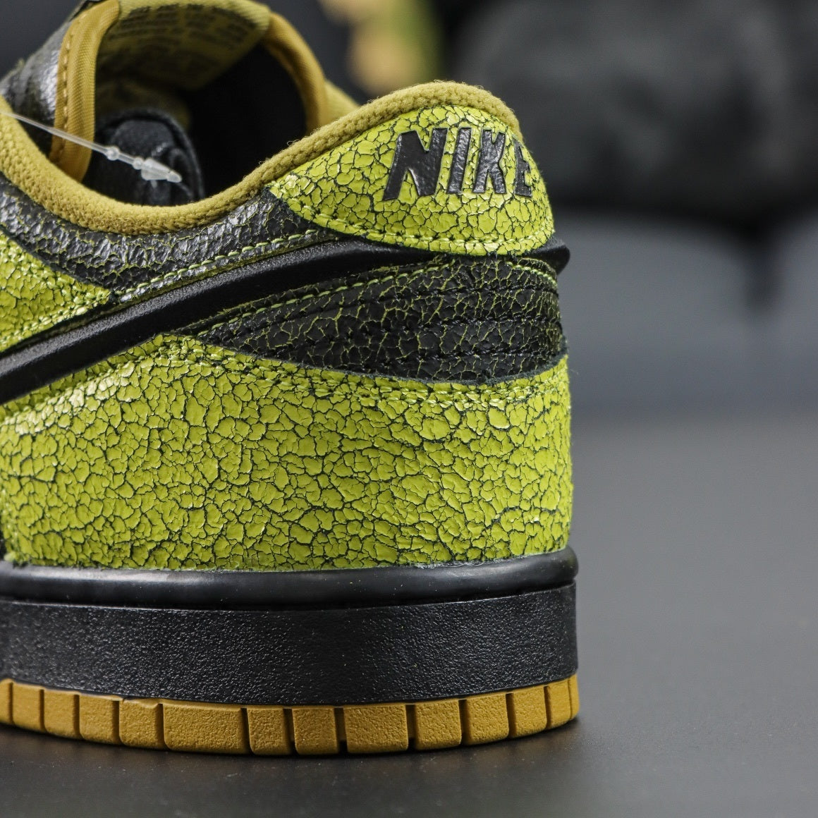 NIKE DUNK LOW HALLOWEEN