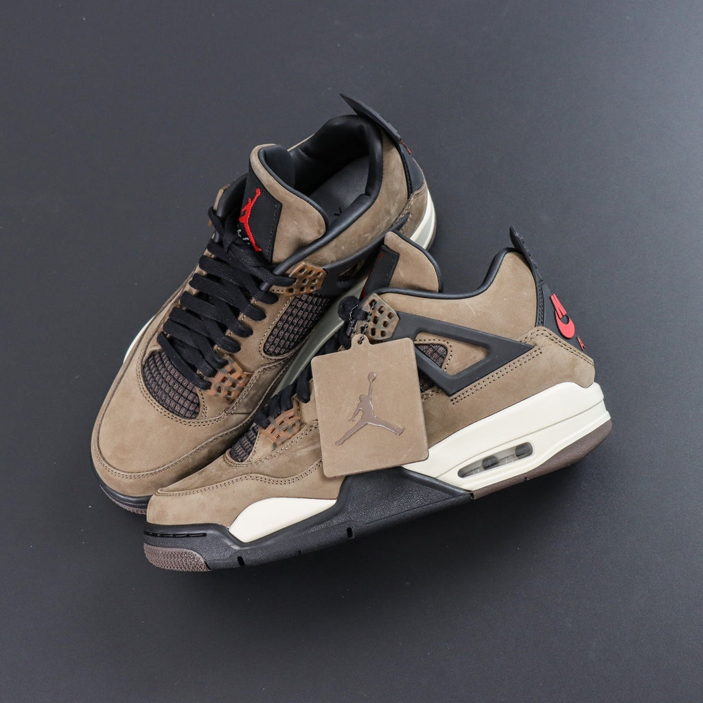 NIKE Air Jordan 4 Travis Scott