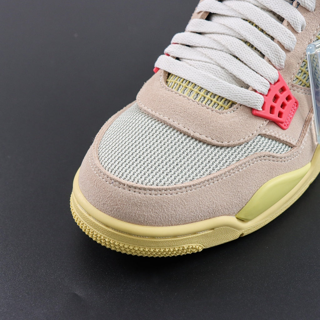 NIKE Air Jordan 4 X Union Guava Ice