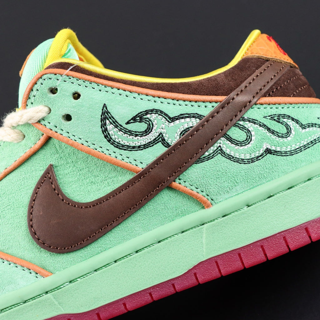 NIKE DUNK SB SHENRON