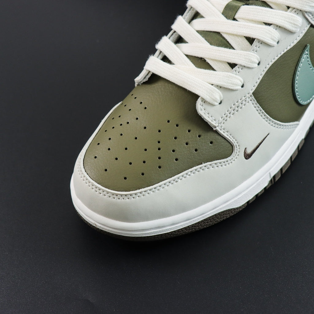 NIKE Dunk SB Low "Year Of The Snake/CHINESE NEW YEAR/CNY"