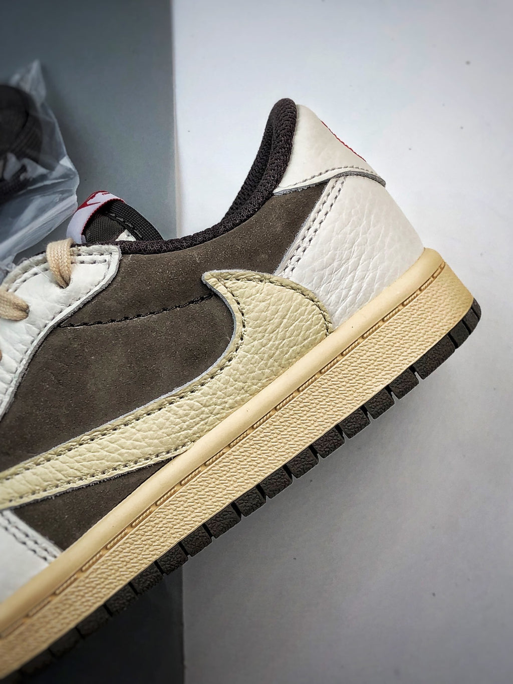 Children's TRAVIS SCOTT X NIKE AIR JORDAN 1 LOW OG REVERSE MOCHA