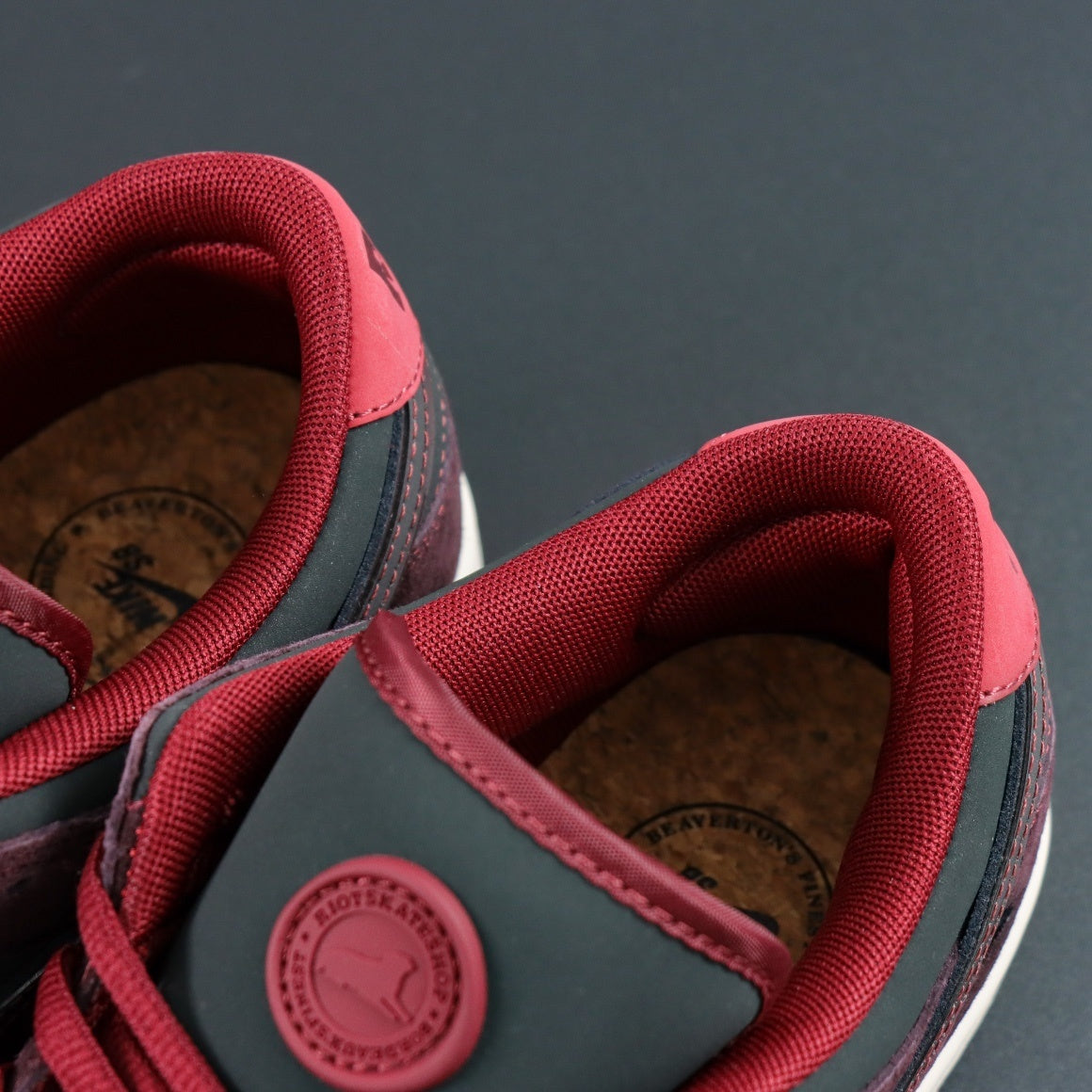 RIOT SKATESHOP X NIKE SB DUNK LOW