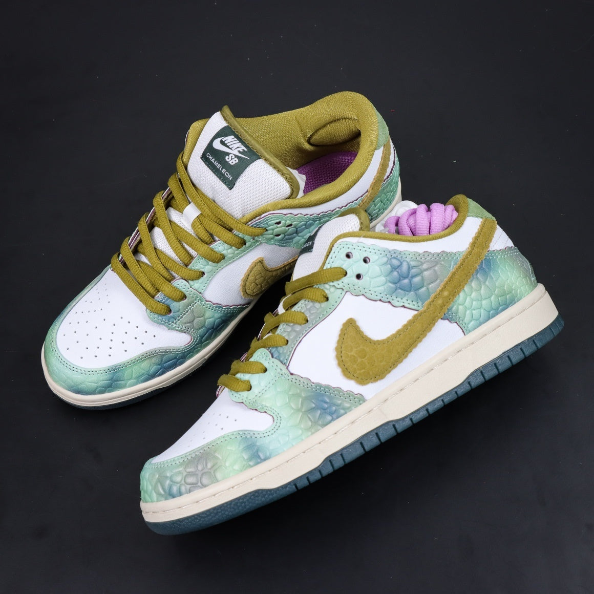 Alexis Sablone x NIKE Dunk SB Low