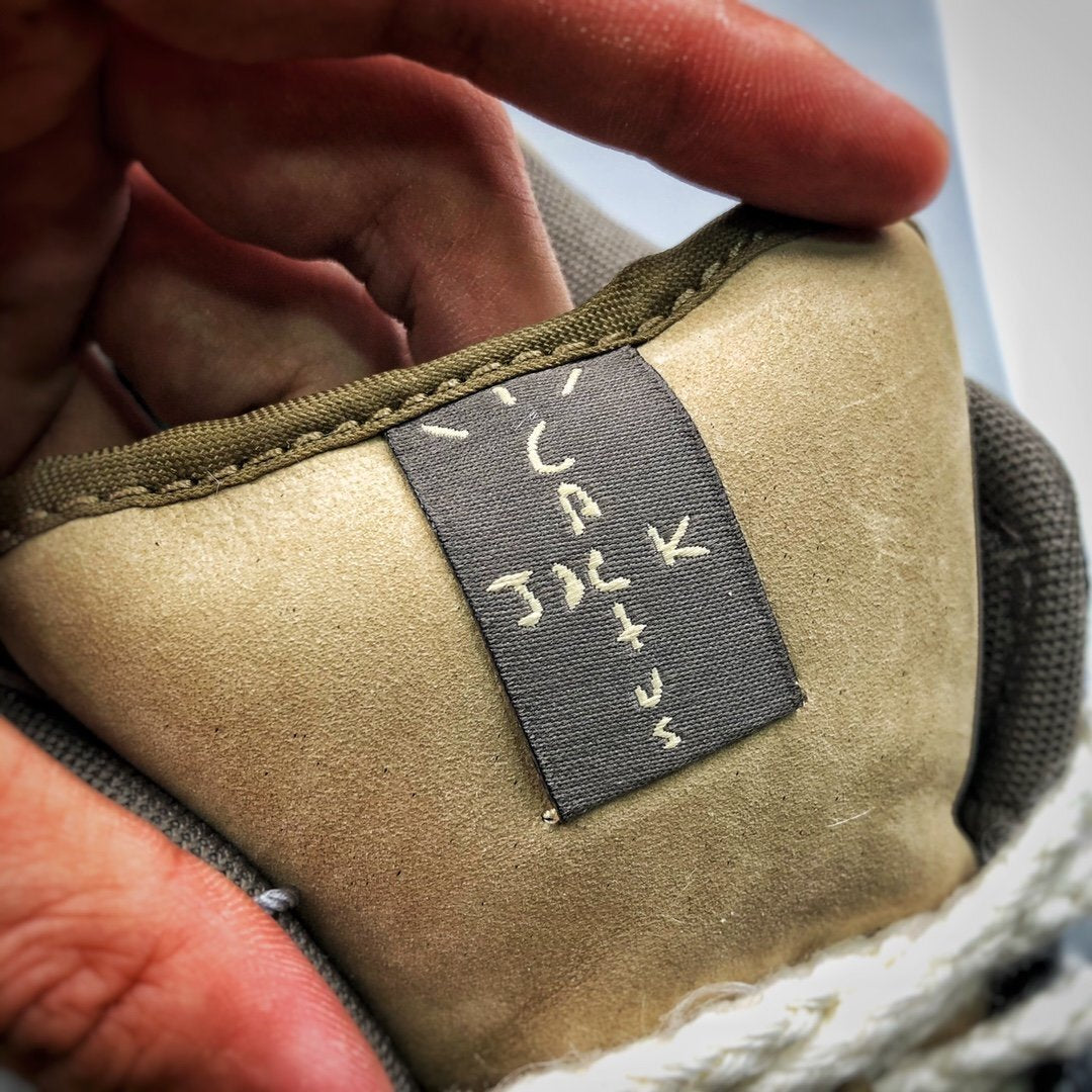 NIKE SB DUNK LOW x Travis Scott Jackboys