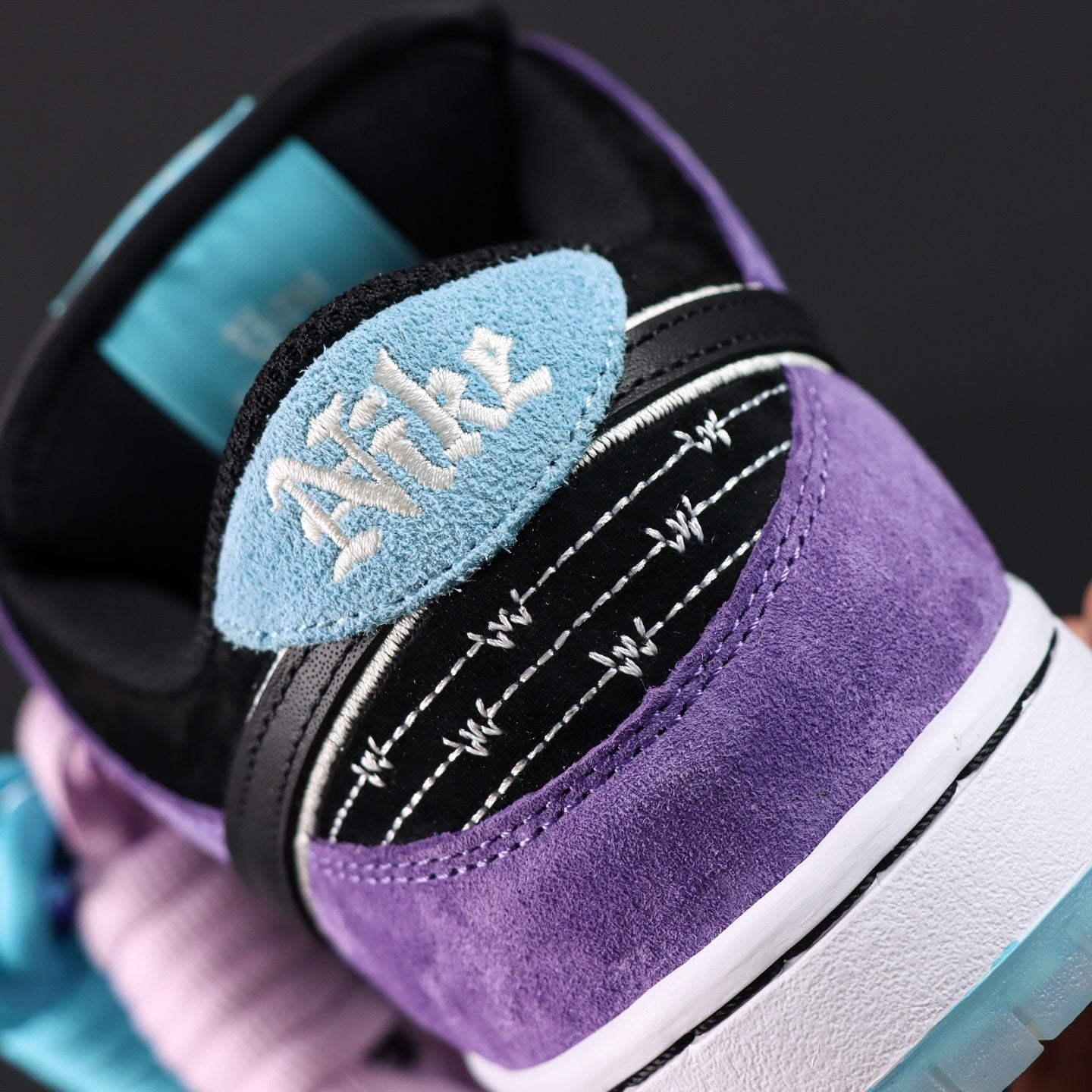 Hayley Wilson x Nike Dunk SB DUNK LOW PRO