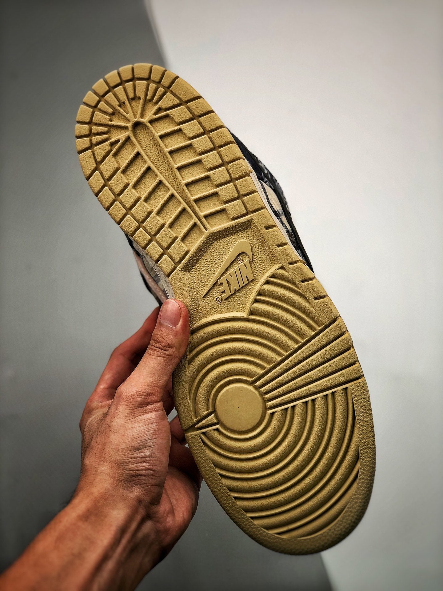 NIKE SB DUNK LOW x Travis Scott Jackboys