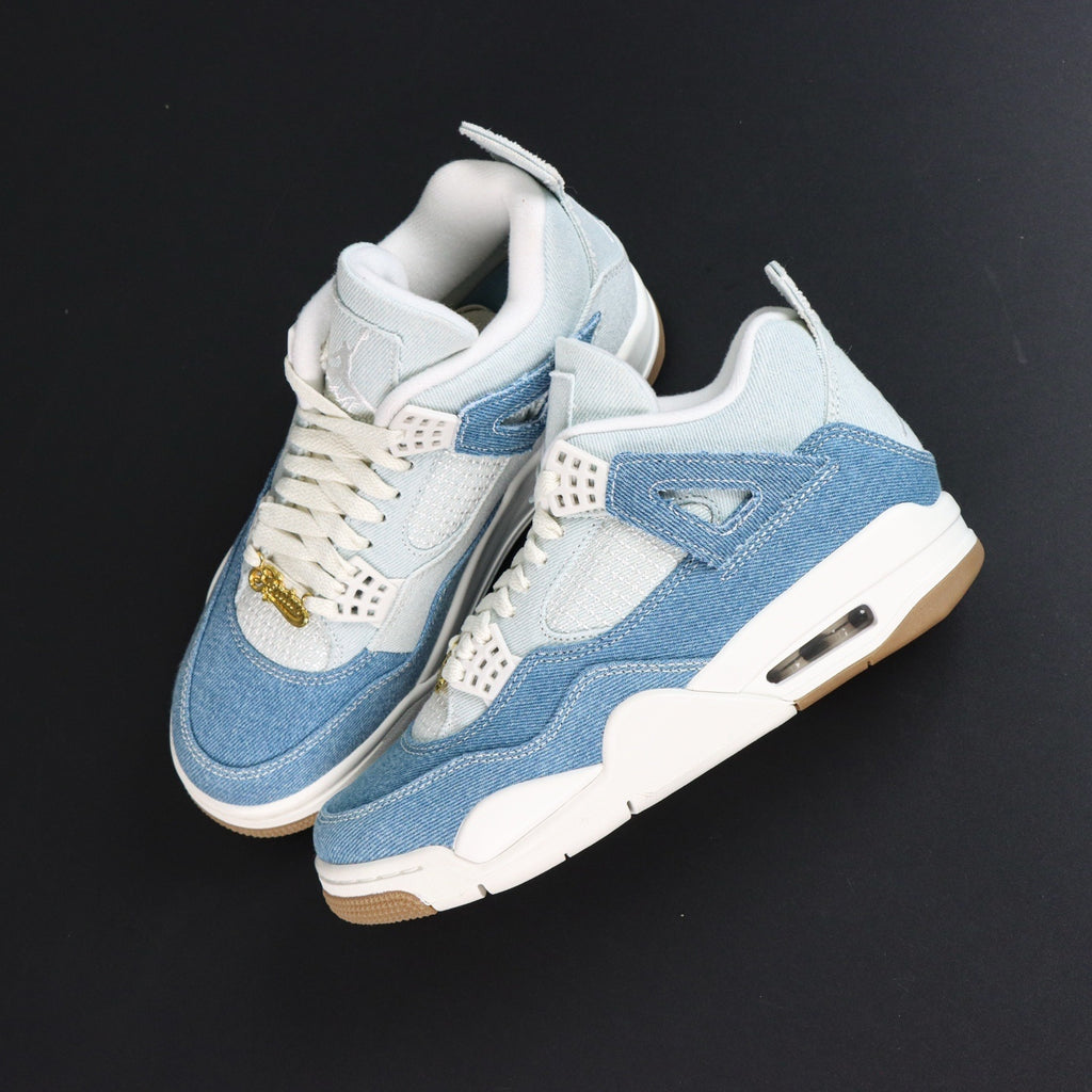 NIKE Air Jordan 4 Worn Blue