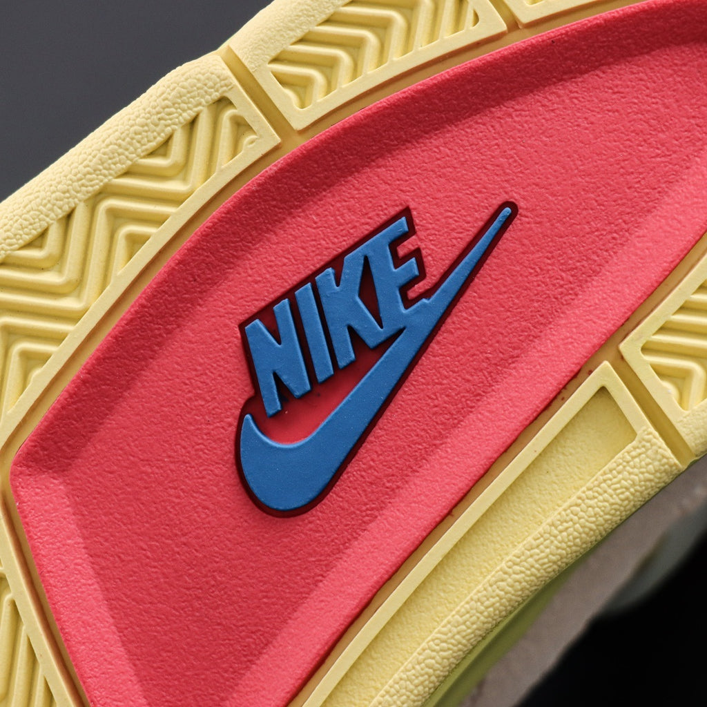 NIKE Air Jordan 4 X Union Guava Ice