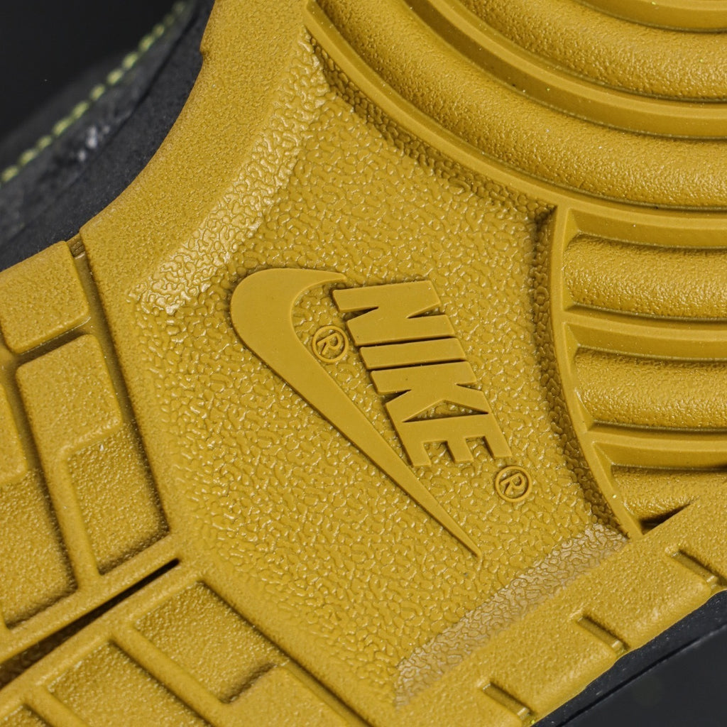 NIKE DUNK LOW HALLOWEEN