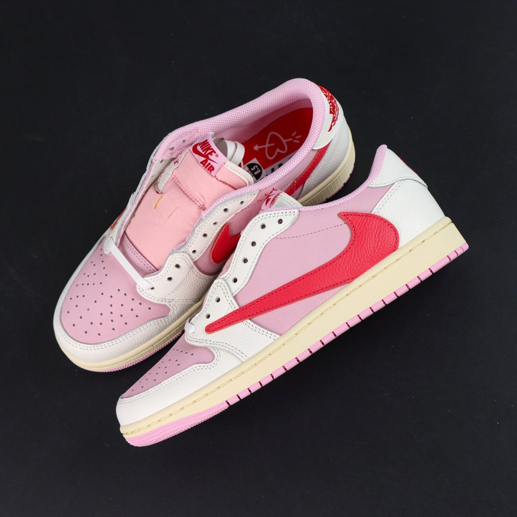 NIKE Air Jordan 1 Low Travis Scott Pink