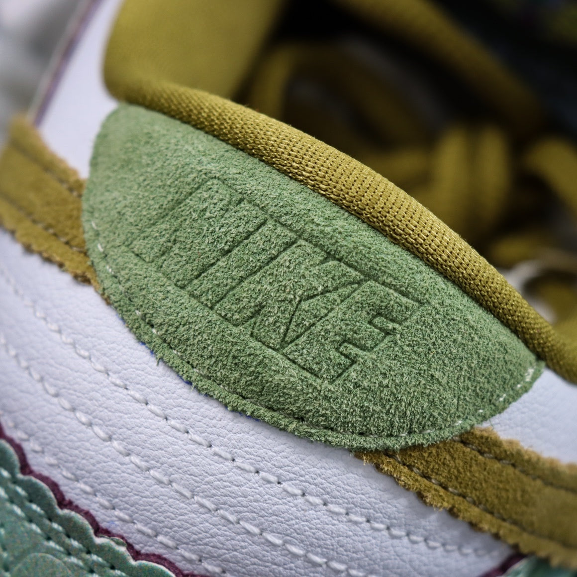 Alexis Sablone x NIKE Dunk SB Low