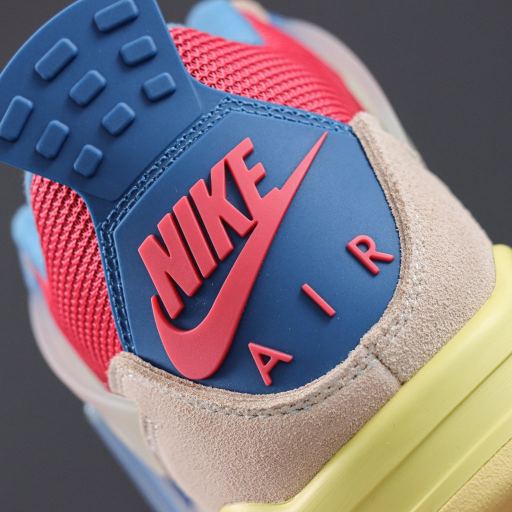 NIKE Air Jordan 4 X Union Guava Ice