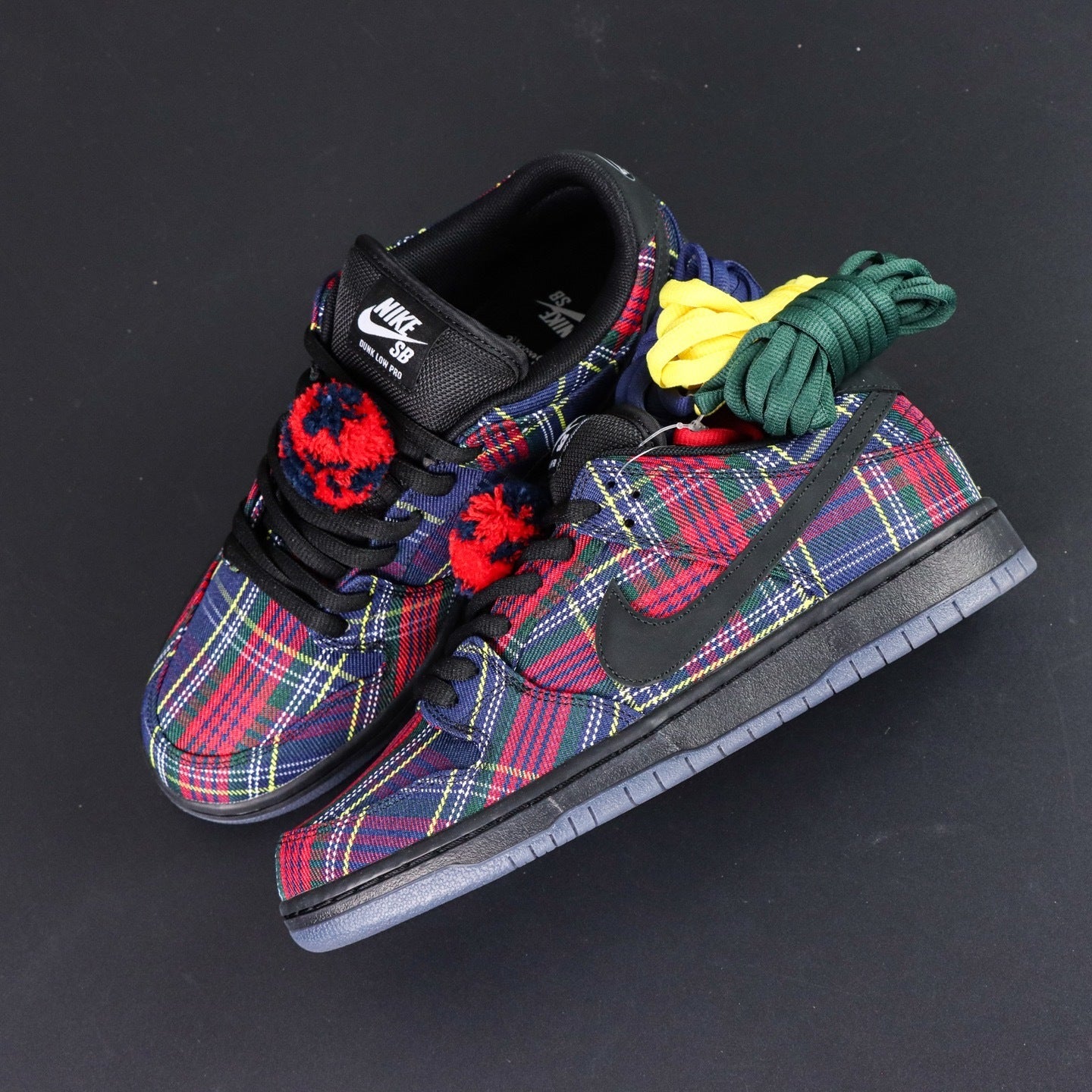 NARDWUAR X NIKE SB DUNK LOW PRO QS