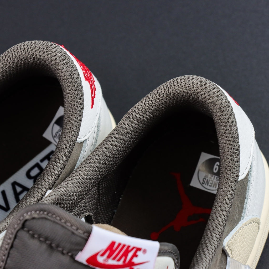 NIKE Air Jordan 1 Low Travis Scott Riverse Mocha