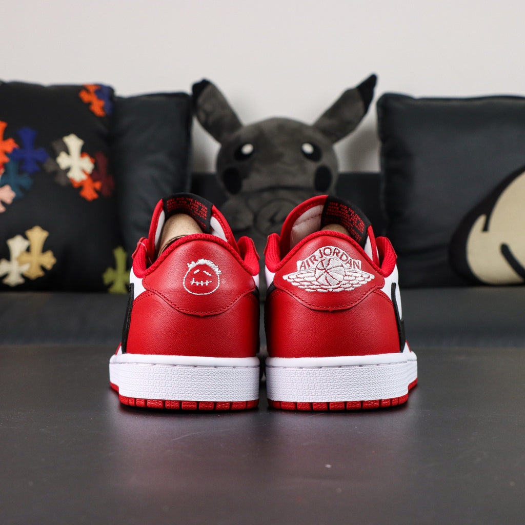 NIKE Air Jordan 1 Low Travis Scott Red