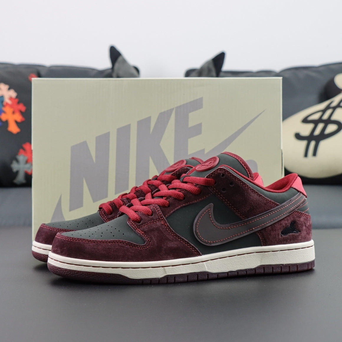 RIOT SKATESHOP X NIKE SB DUNK LOW