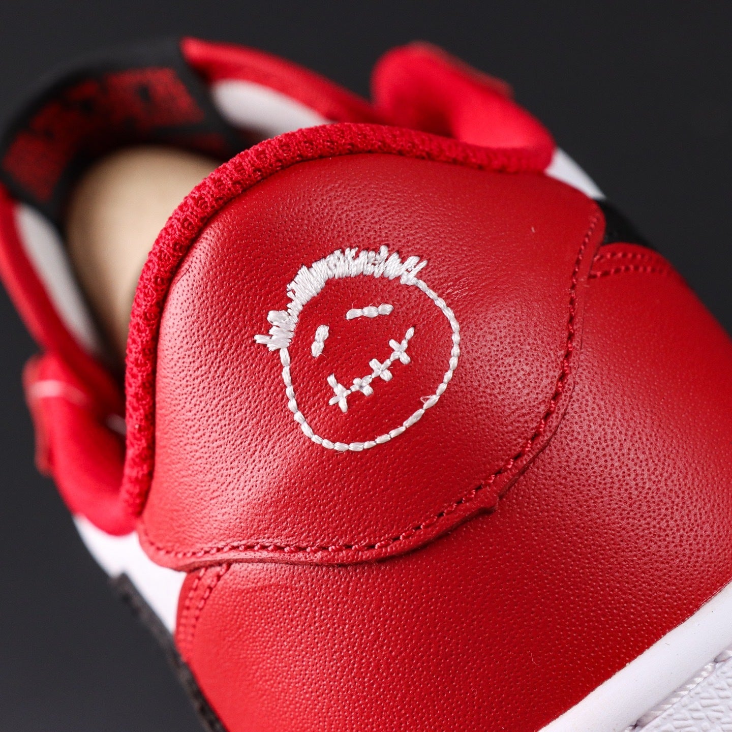 NIKE Air Jordan 1 Low Travis Scott Red