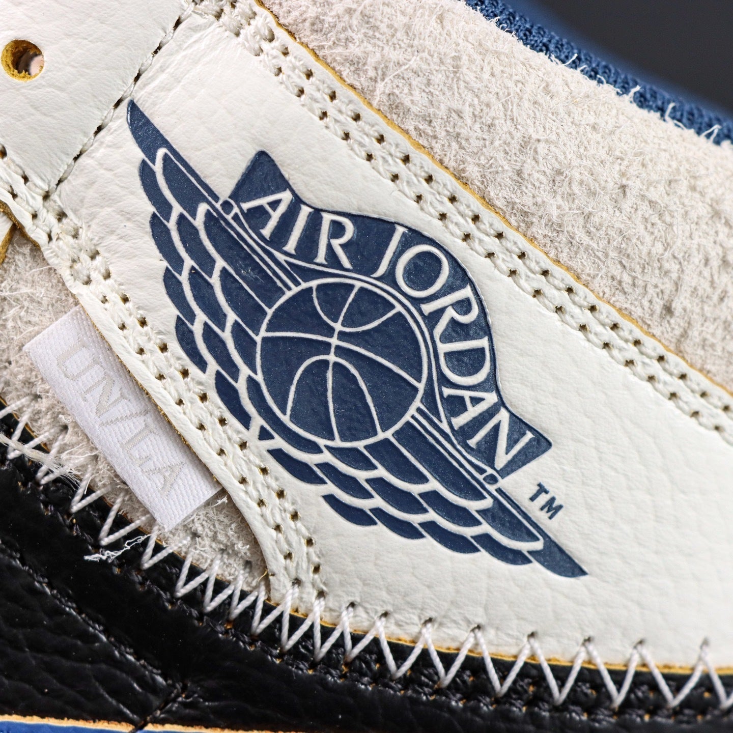FRAGMENT DESIGN X UNION X NIKE AIR JORDAN 1 RETRO HIGH AUSSIE SP