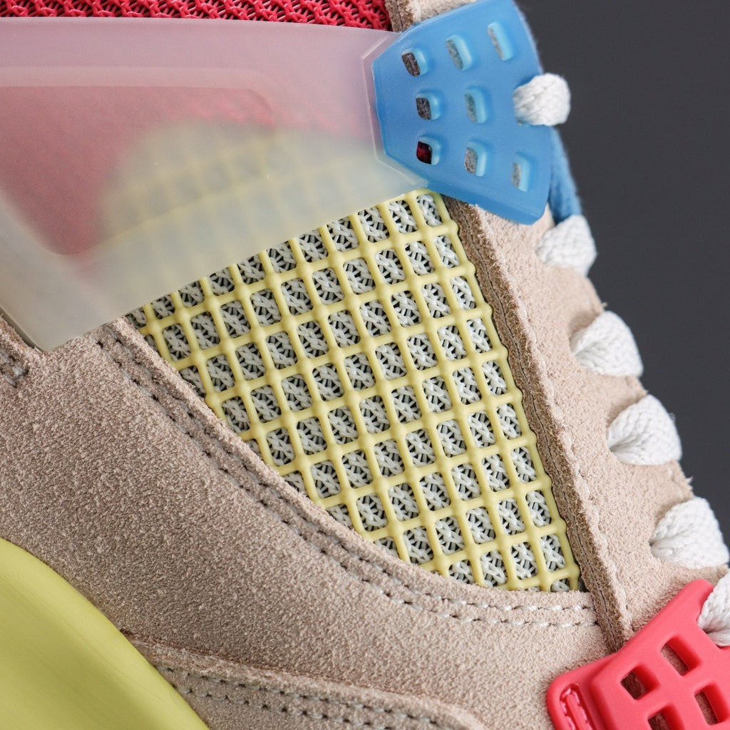 NIKE Air Jordan 4 X Union Guava Ice