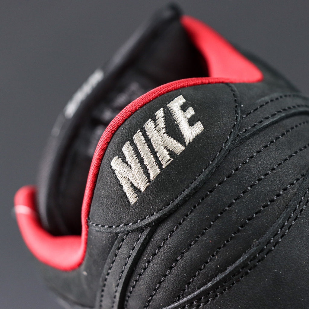 SUPREME X NIKE DUNK SB LOW