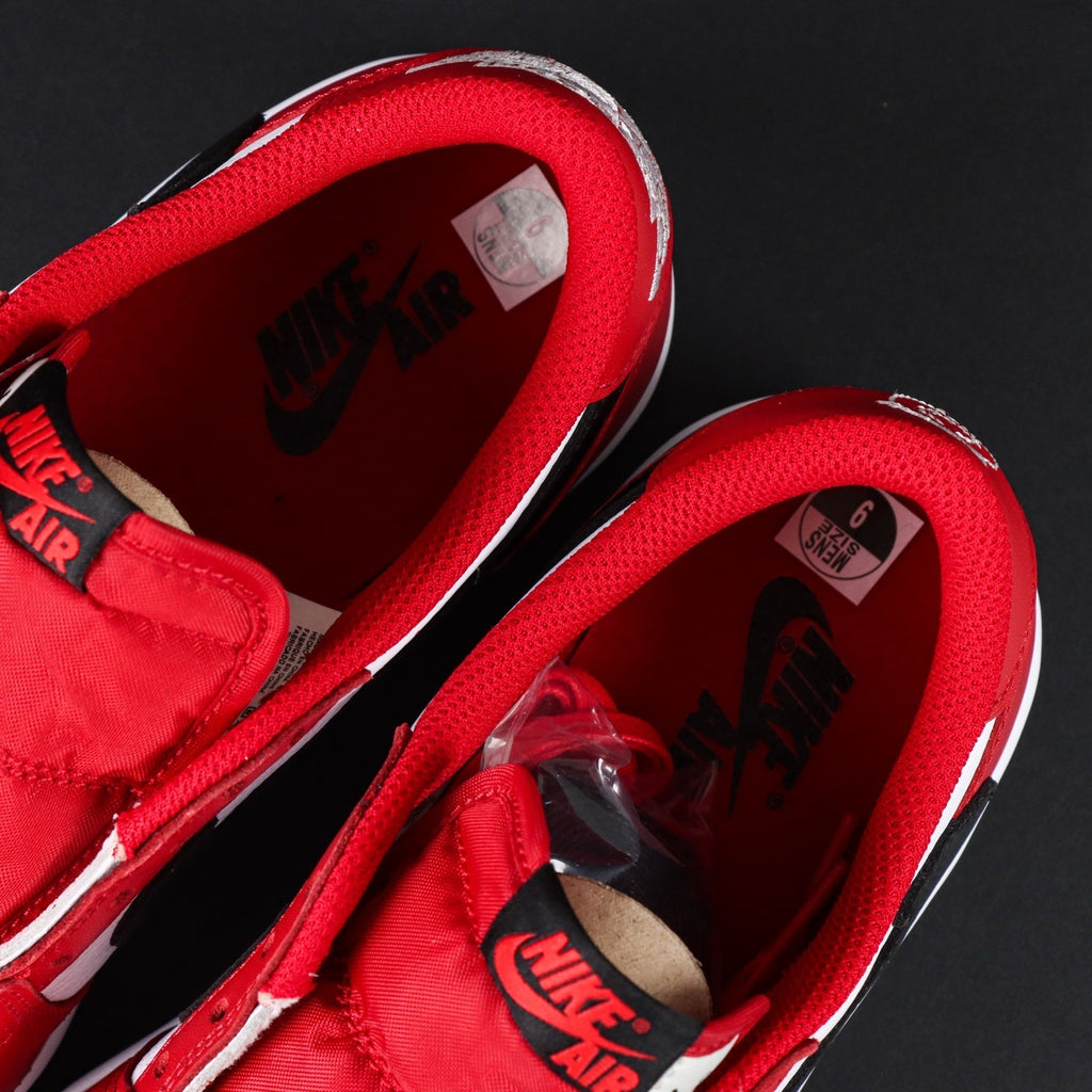 NIKE Air Jordan 1 Low Travis Scott Red