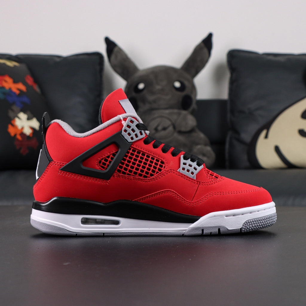 NIKE Air Jordan 4 Retro Toro Bravo