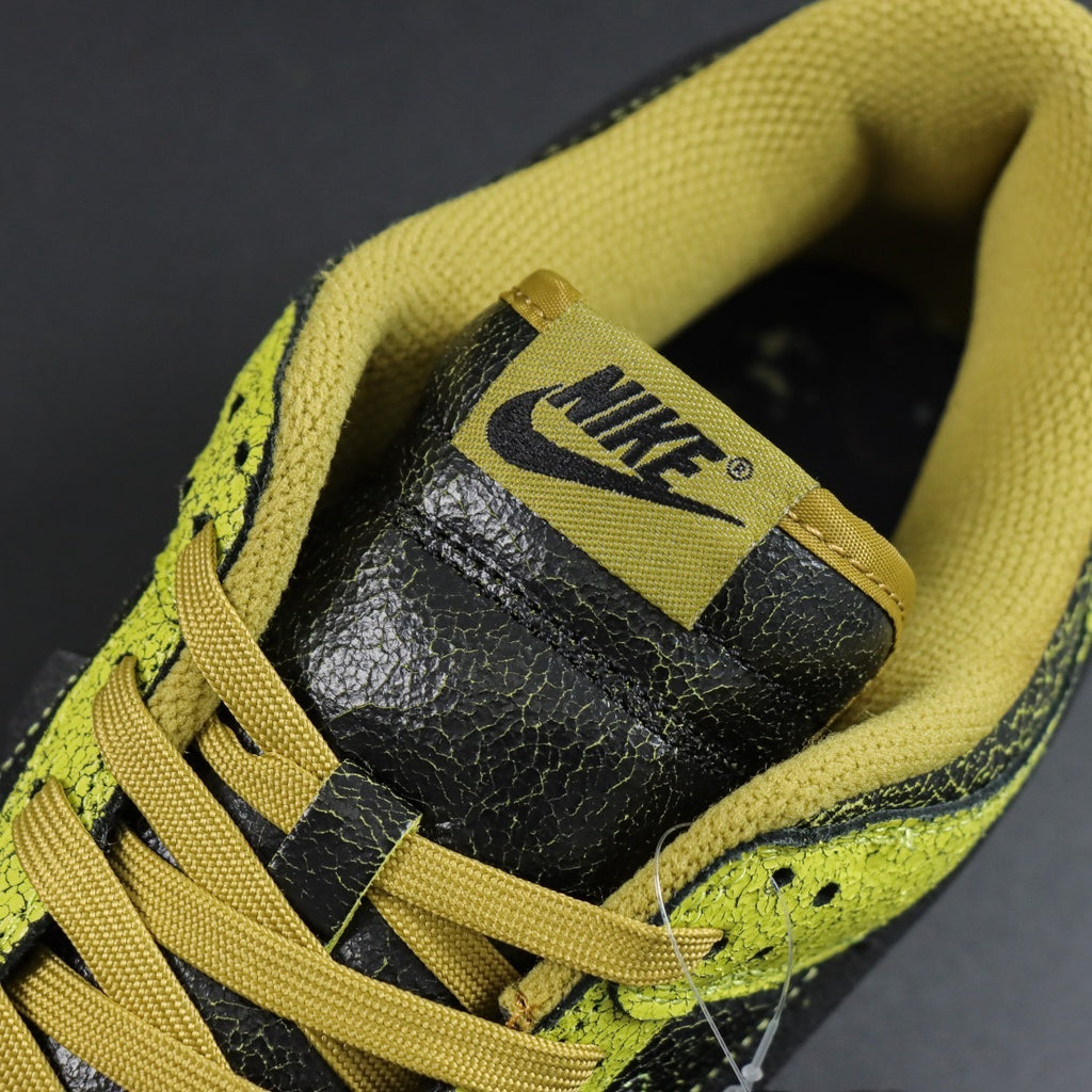 NIKE DUNK LOW HALLOWEEN