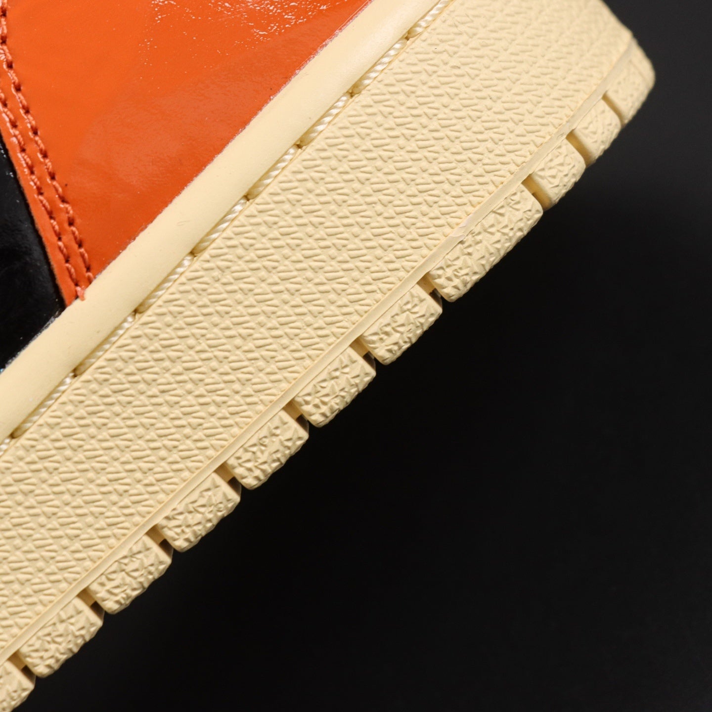 NIKE AIR JORDAN 1 RETRO HIGH OG "Shattered Backboard"