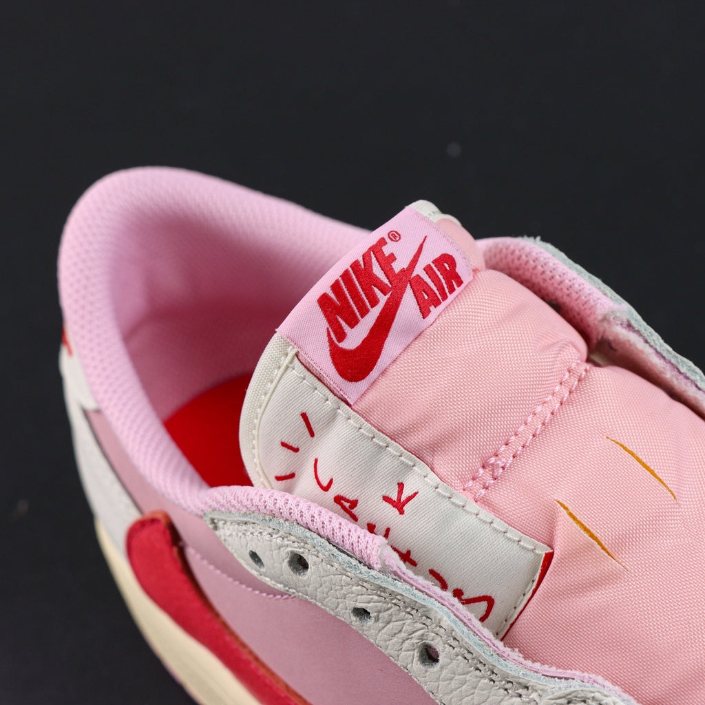 NIKE Air Jordan 1 Low Travis Scott Pink