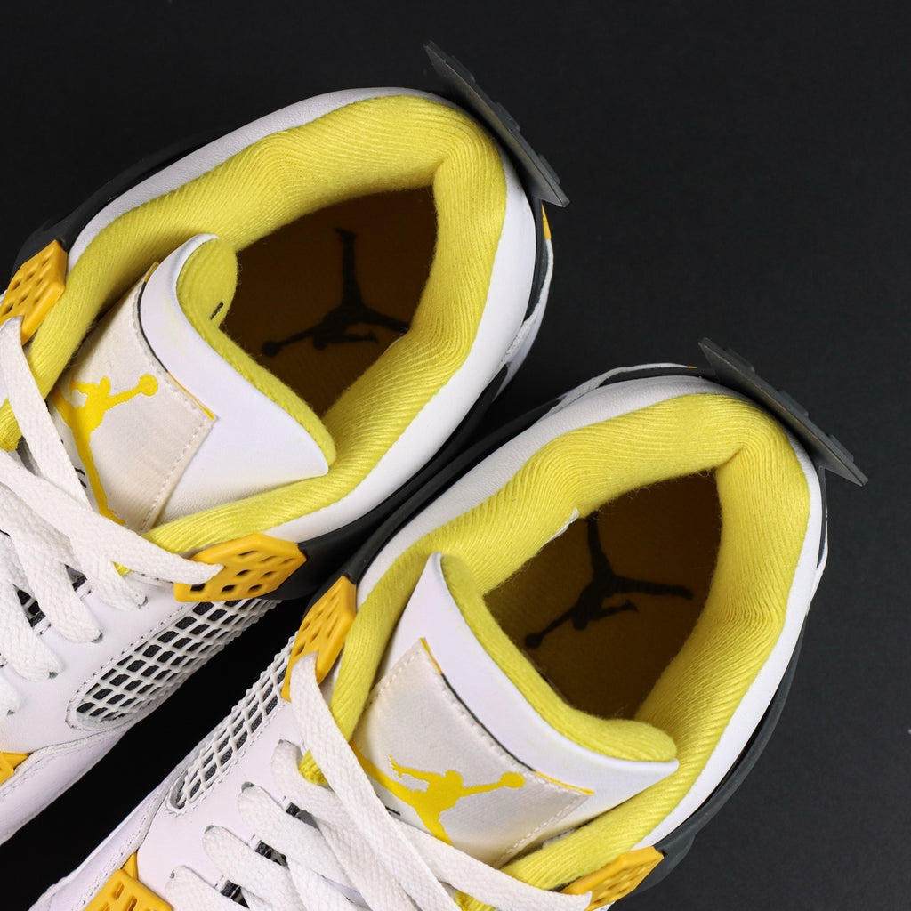 NIKE Air Jordan 4 Vivid Sulfur