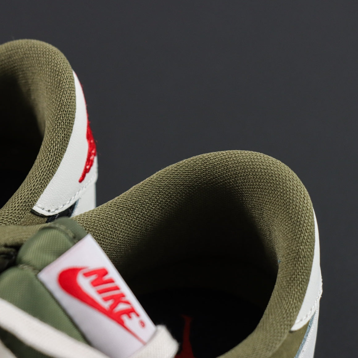 Children's TRAVIS SOCTT X NIKE AIR JORDAN 1 LOW MEDIUM OLIVE