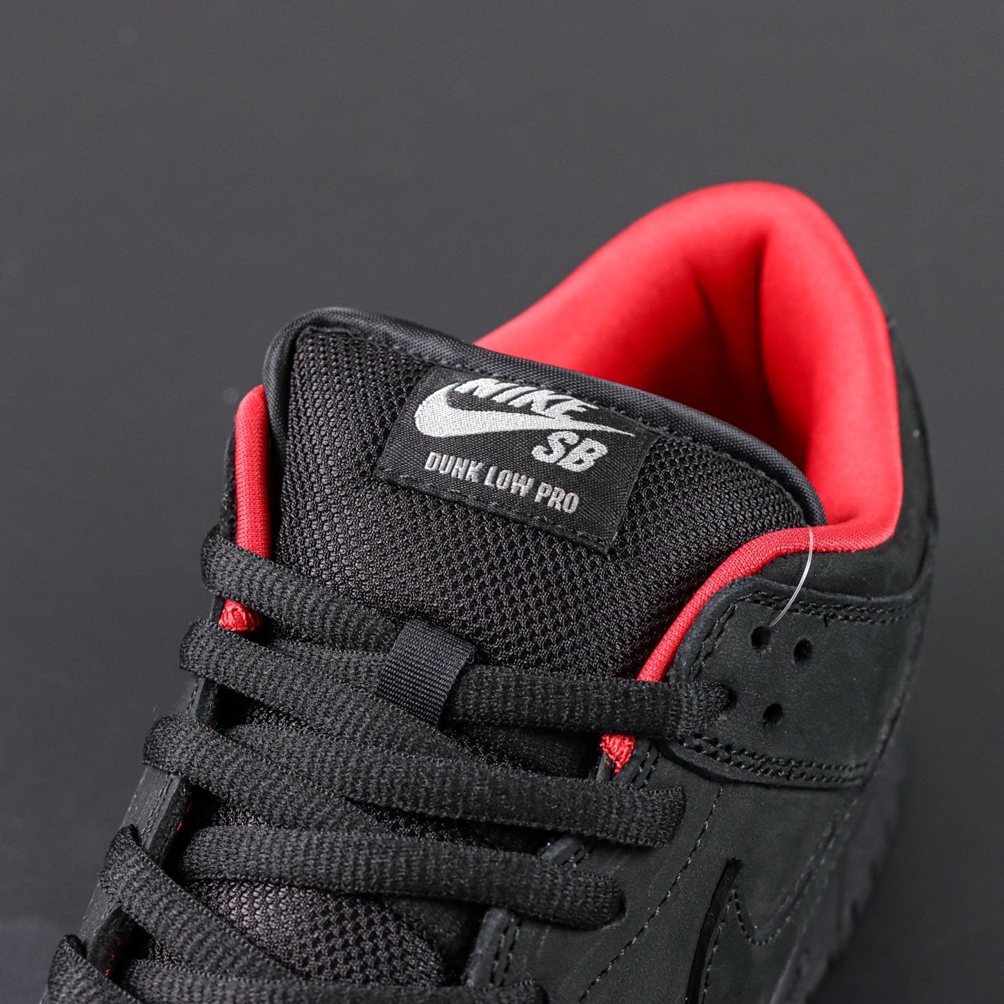 SUPREME X NIKE DUNK SB LOW