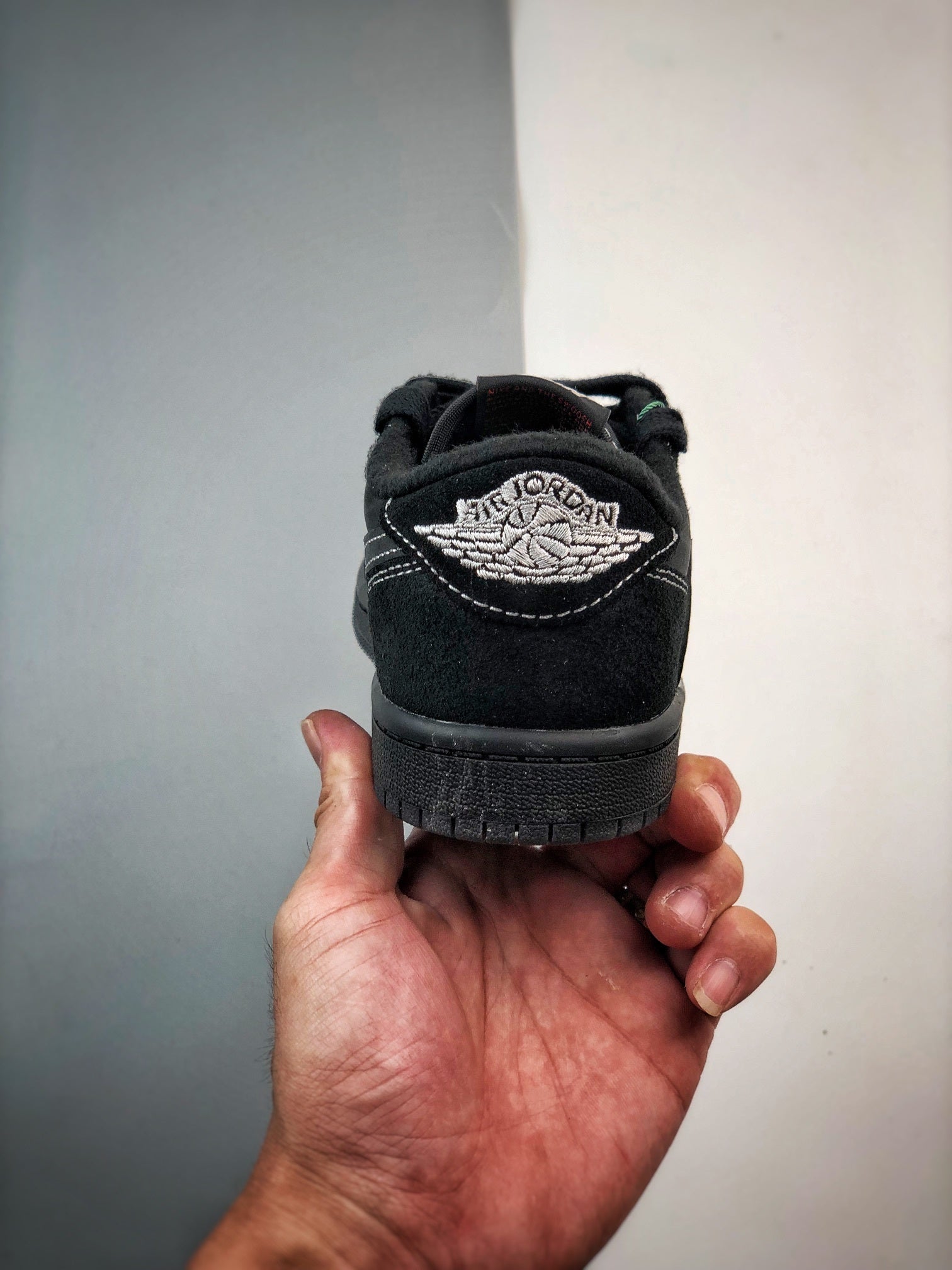 Children's TRAVIS SOCTT X NIKE AIR JORDAN 1 LOW OG "BLACK PHANTOM"
