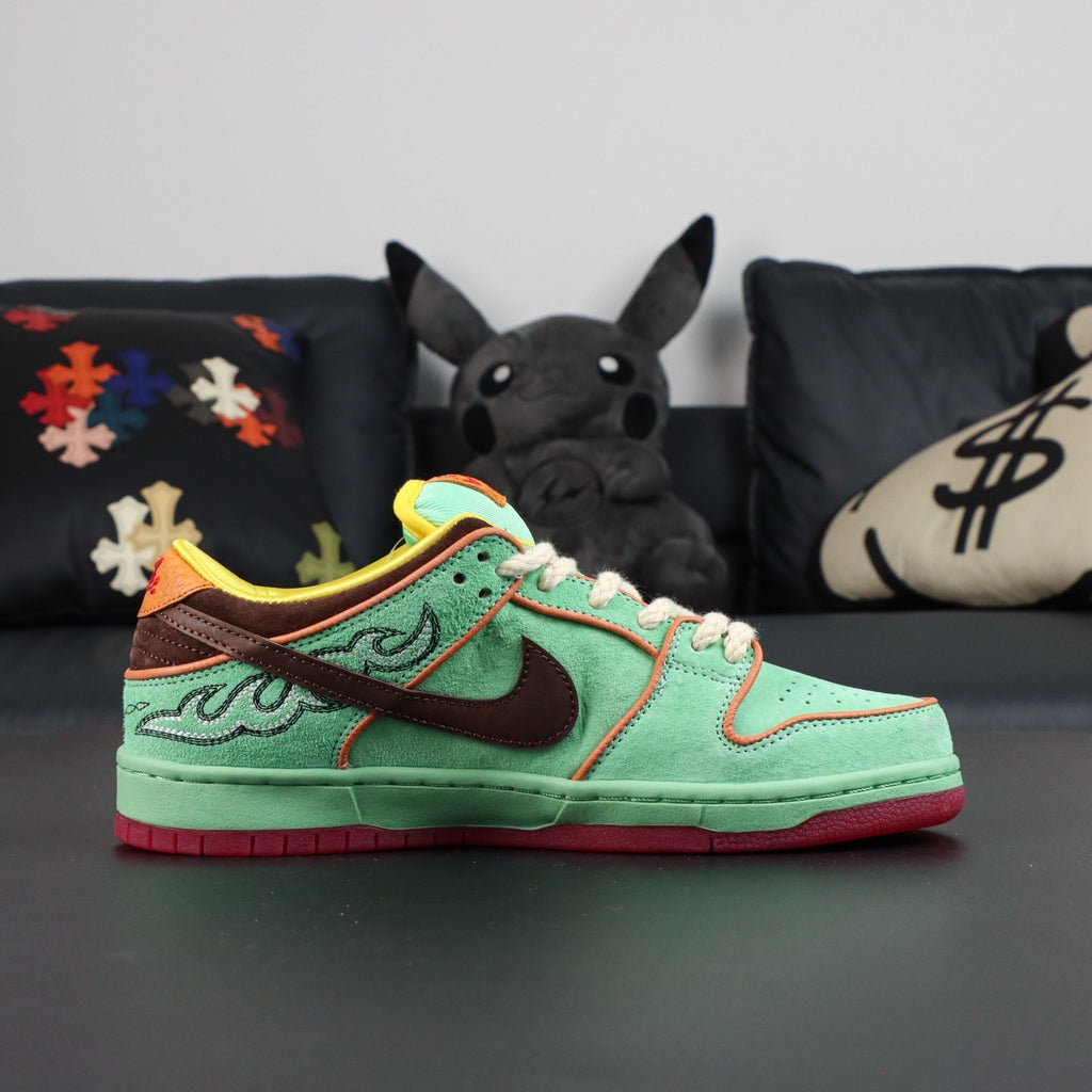 NIKE DUNK SB SHENRON