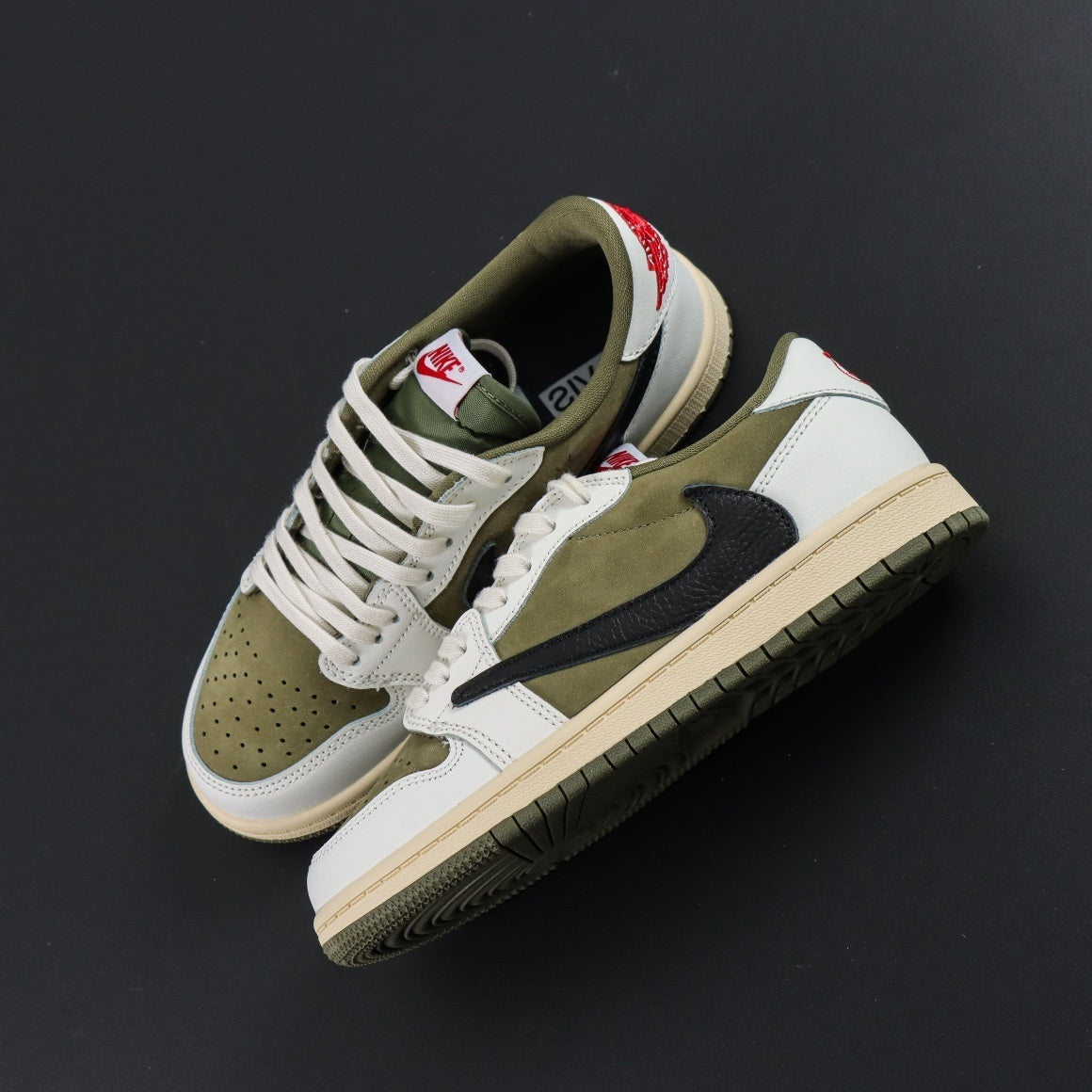 Children's TRAVIS SOCTT X NIKE AIR JORDAN 1 LOW MEDIUM OLIVE