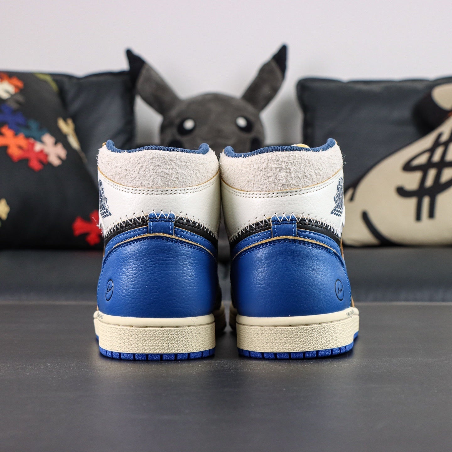 FRAGMENT DESIGN X UNION X NIKE AIR JORDAN 1 RETRO HIGH AUSSIE SP