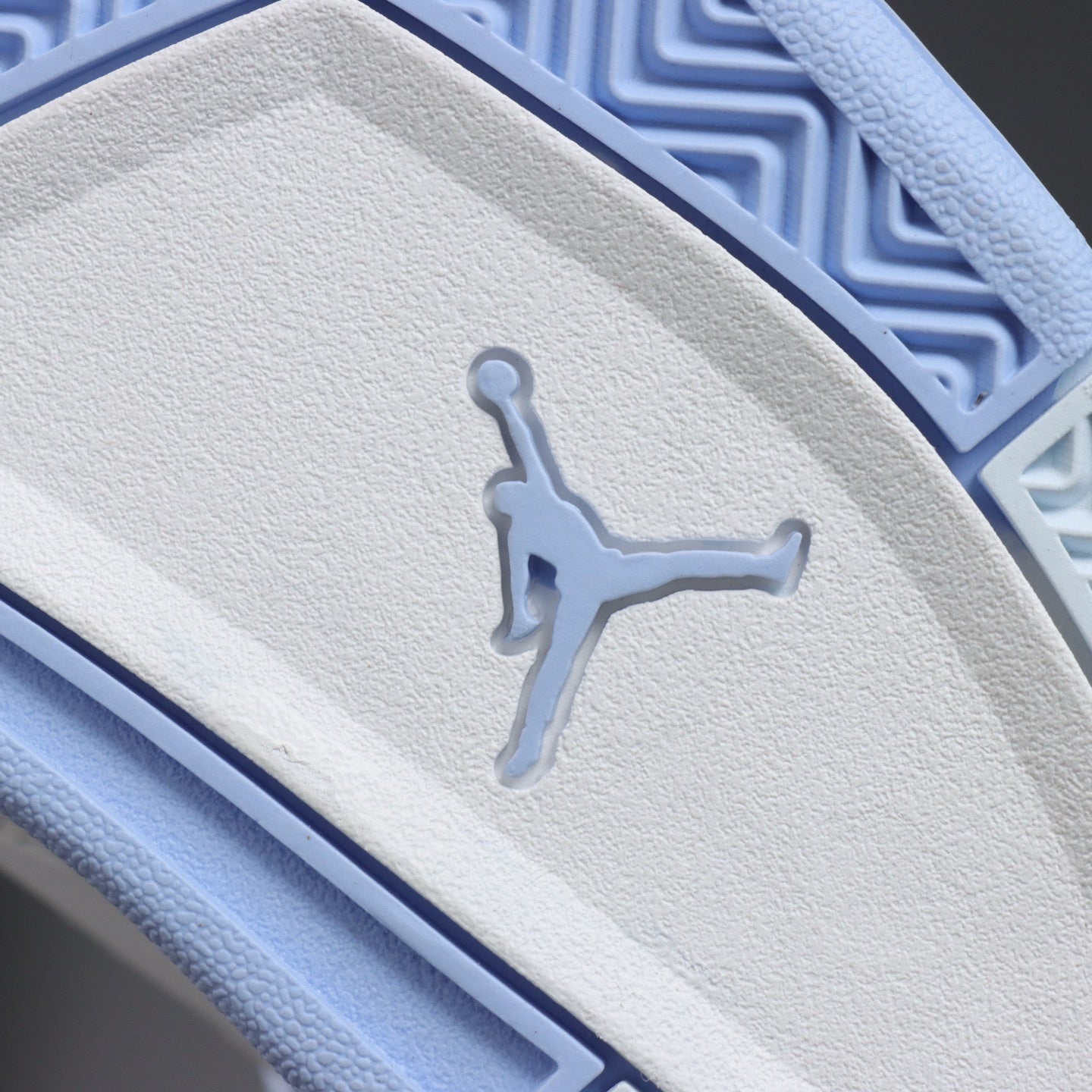 Nike Air Jordan 4 Aluminium