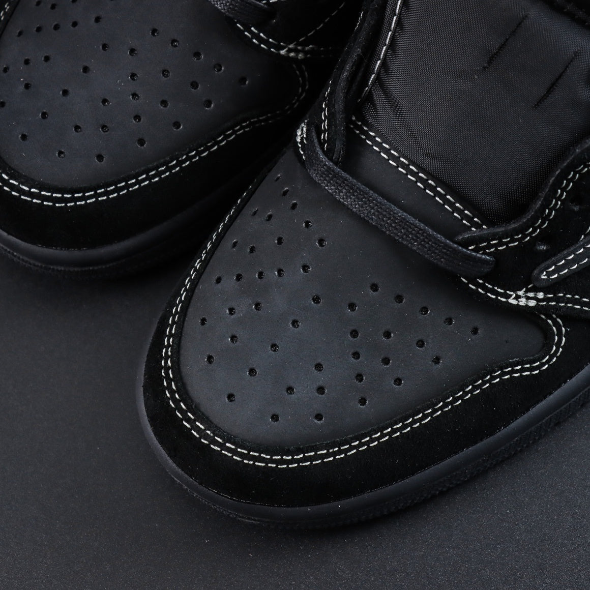 NIKE Air Jordan 1 Low OG Black Phantom