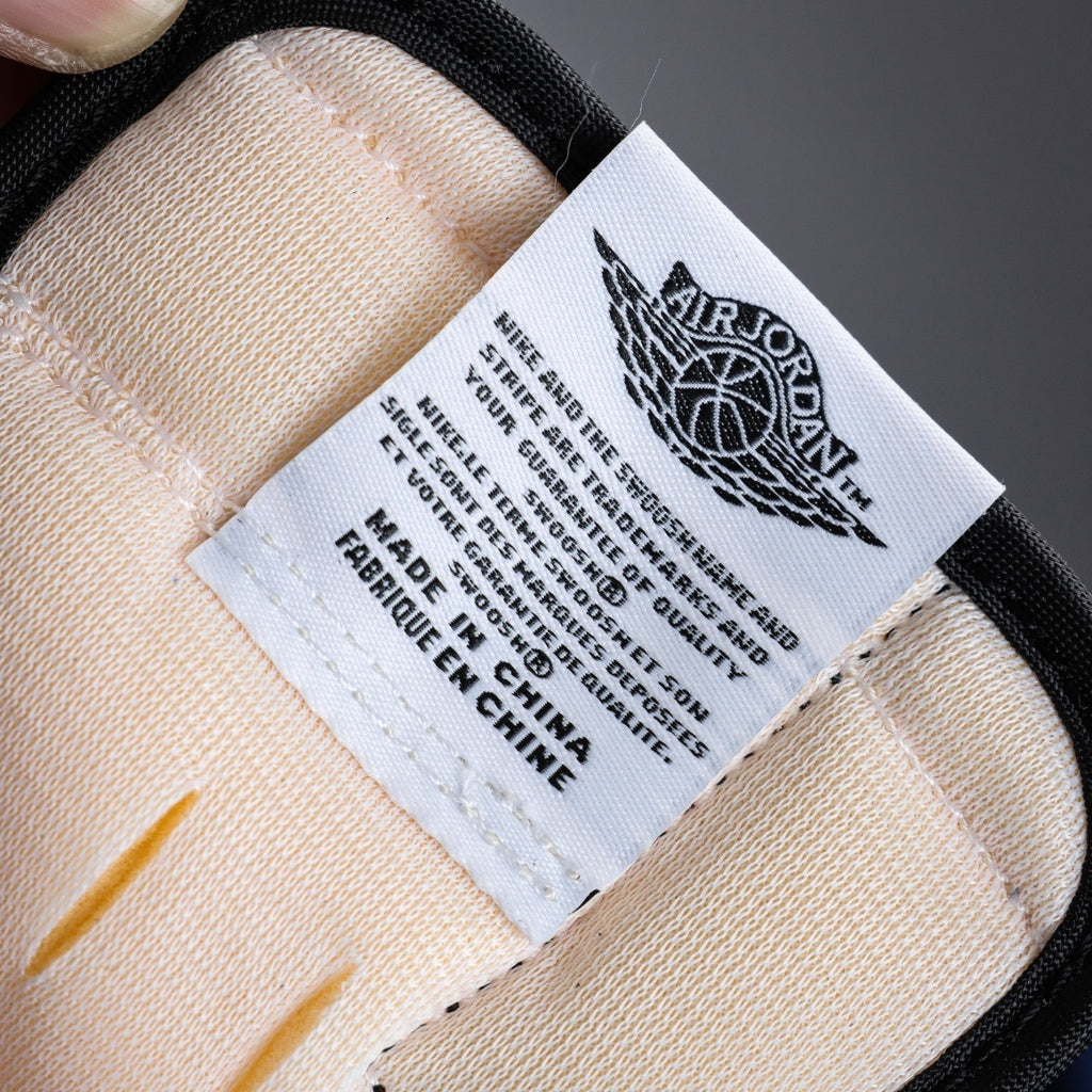 NIKE Air Jordan 1 Low Travis Scott X Fragment Design