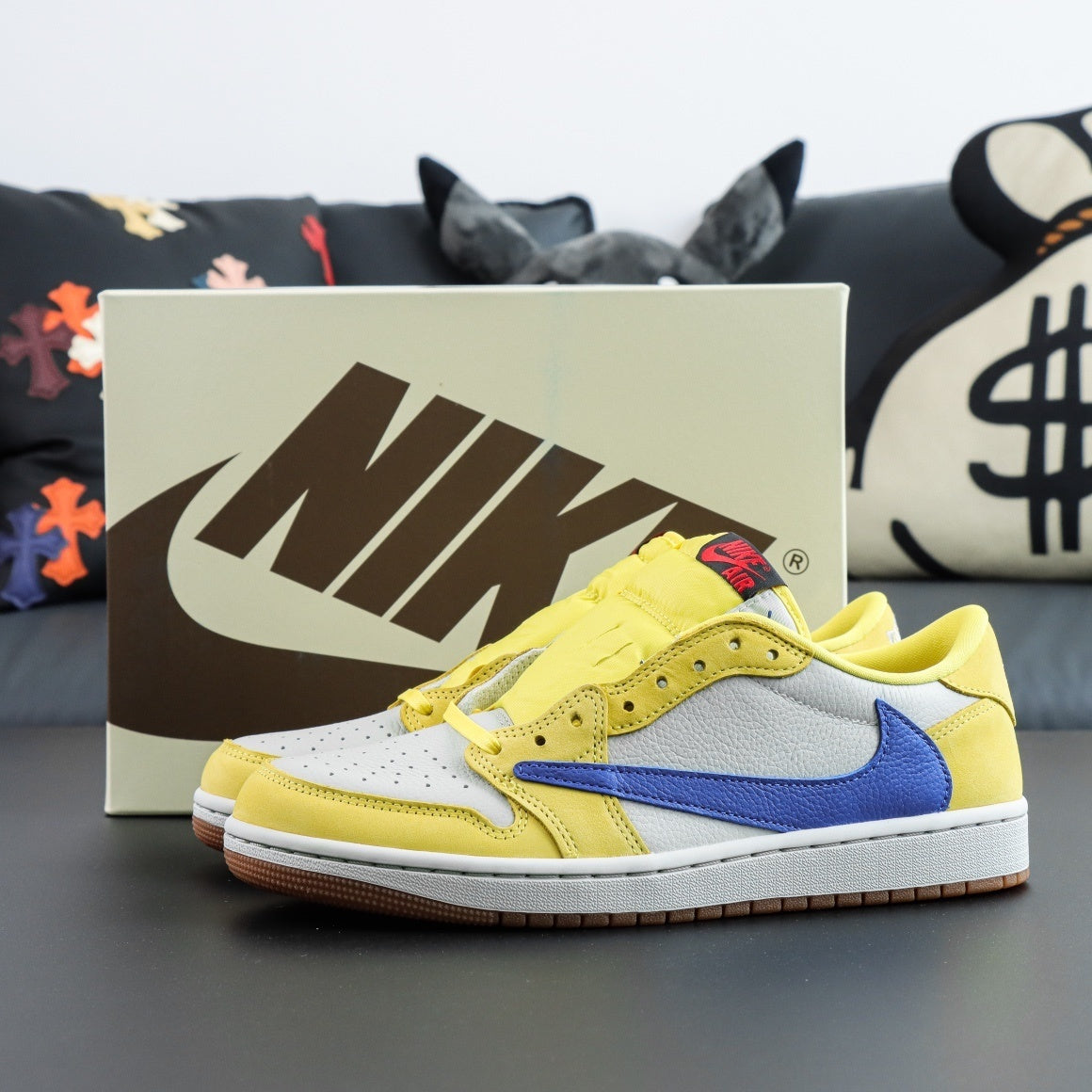 NIKE Air Jordan 1 Low Travis Scott Yellow