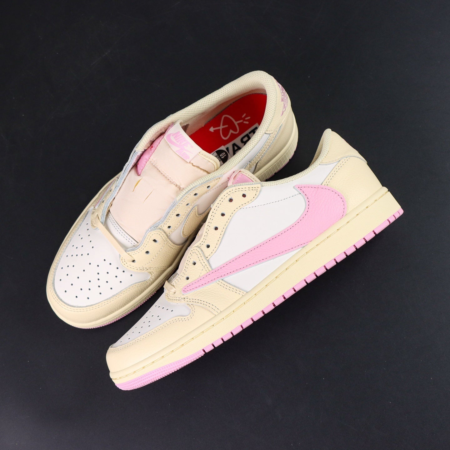 NIKE Air Jordan 1 Travis Scott Pink