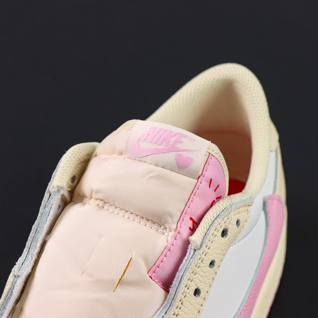 NIKE Air Jordan 1 Travis Scott Pink