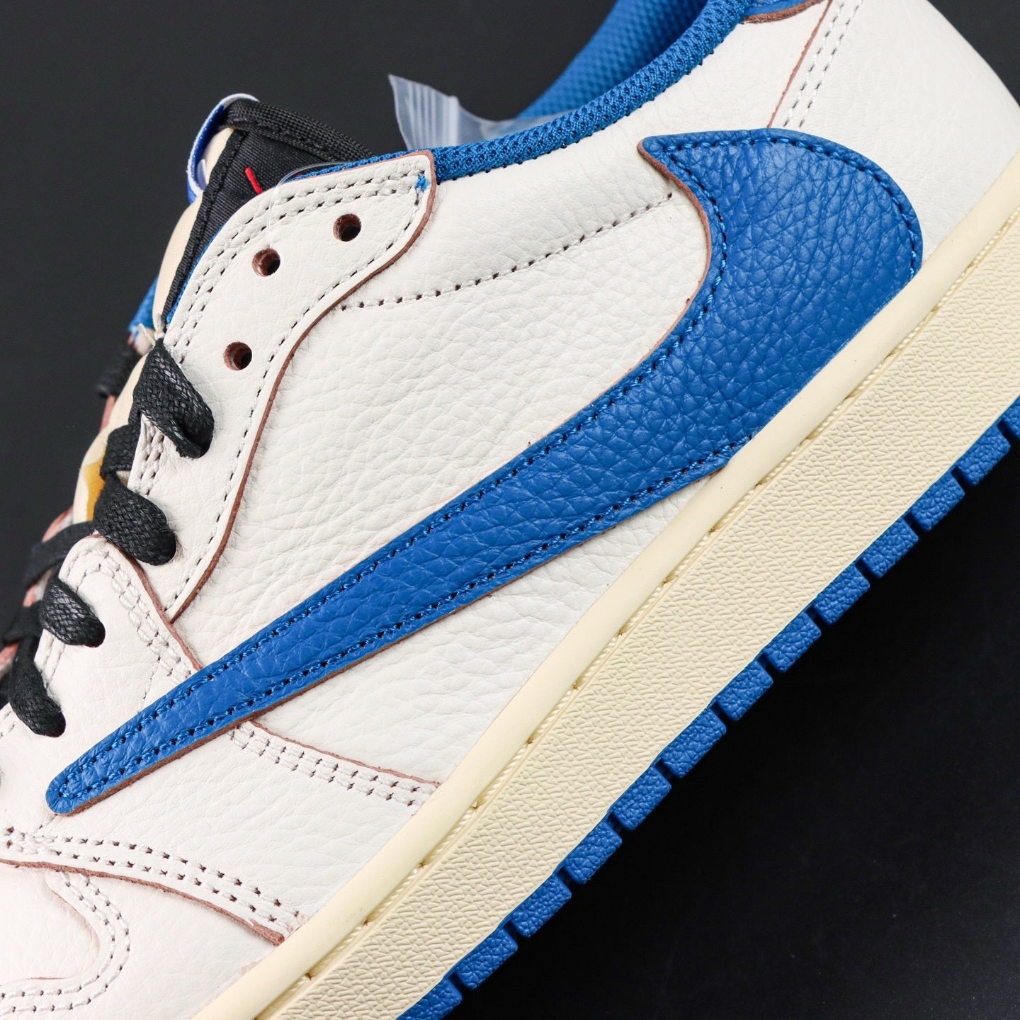 NIKE Air Jordan 1  Low Travis Scott