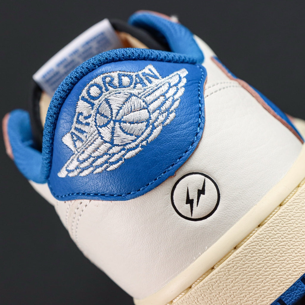 NIKE Air Jordan 1  Low Travis Scott