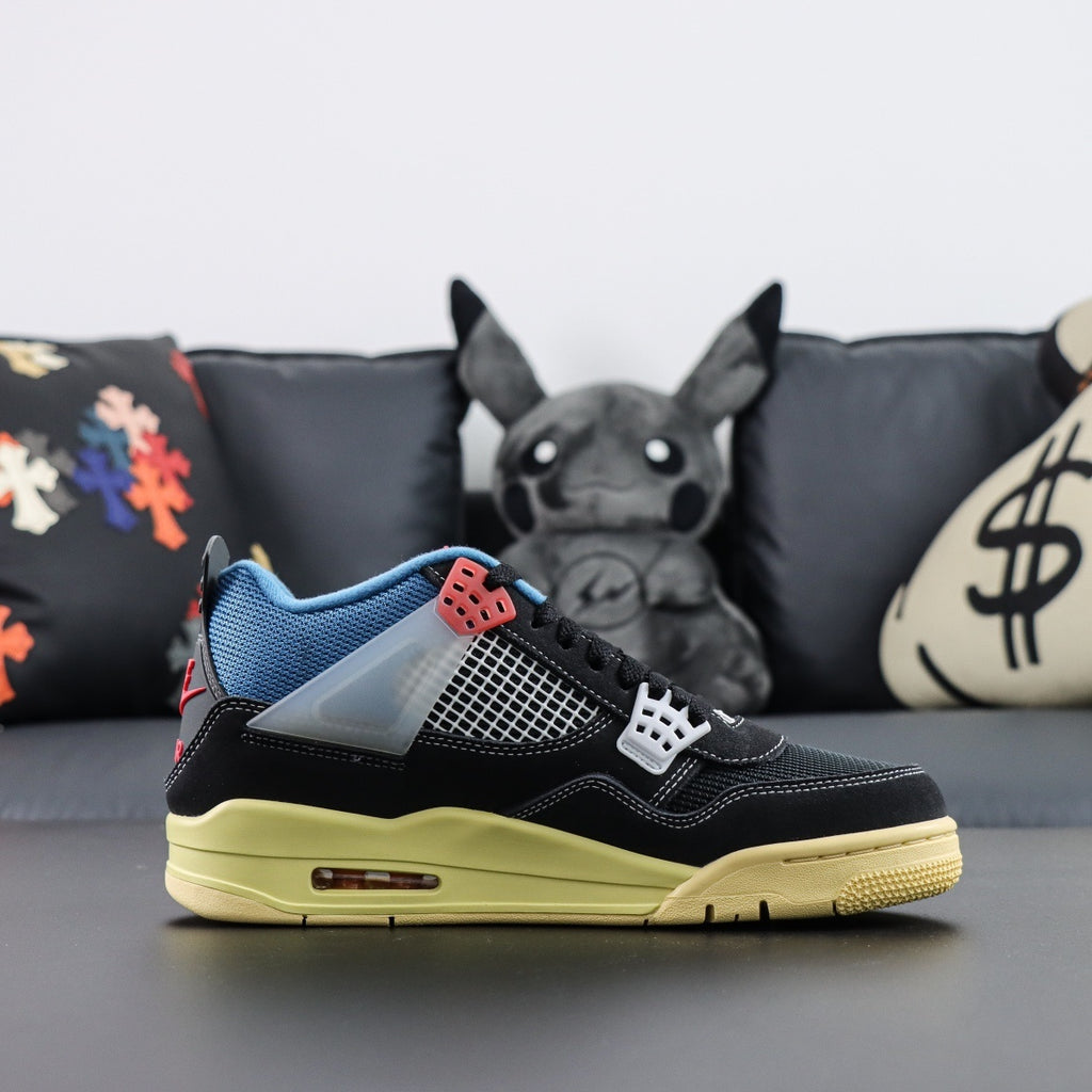 NIKE Air Jordan 4 X Union "OFF NOIR"