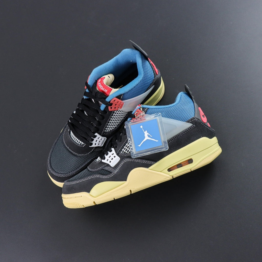 NIKE Air Jordan 4 X Union "OFF NOIR"